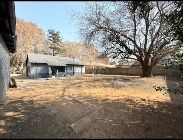 8 BEDROOM HOUSE FOR SALE IN VANDERBIJLPARK CW 6